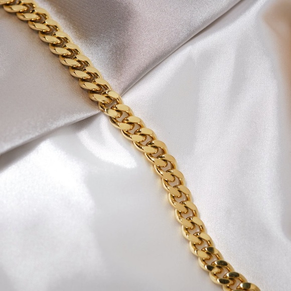 GP Cuban Chain Necklace - Picture 5 of 5